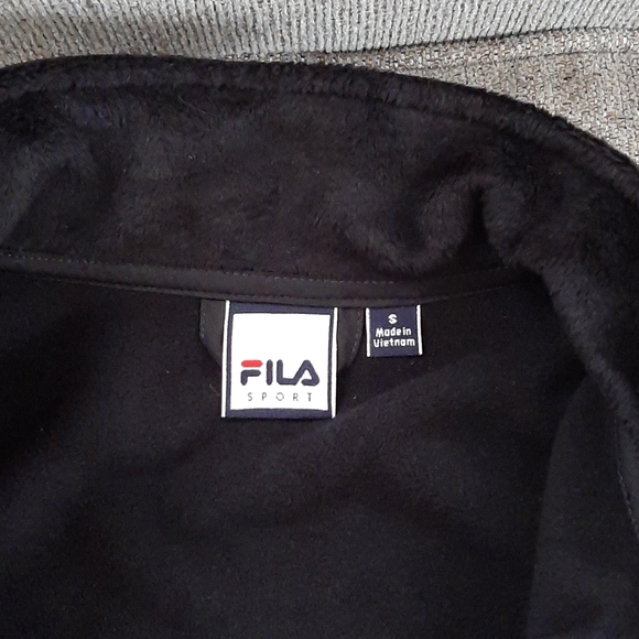 NWT FILA Women's Black Fleece Zip Up Jacket, Size Small - Picture 9 of 11